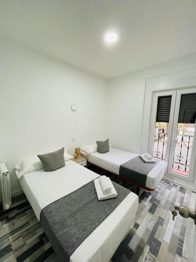 Hostal Noche Y Dia Мадрид Екстериор снимка