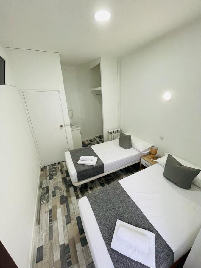 Hostal Noche Y Dia Мадрид Екстериор снимка