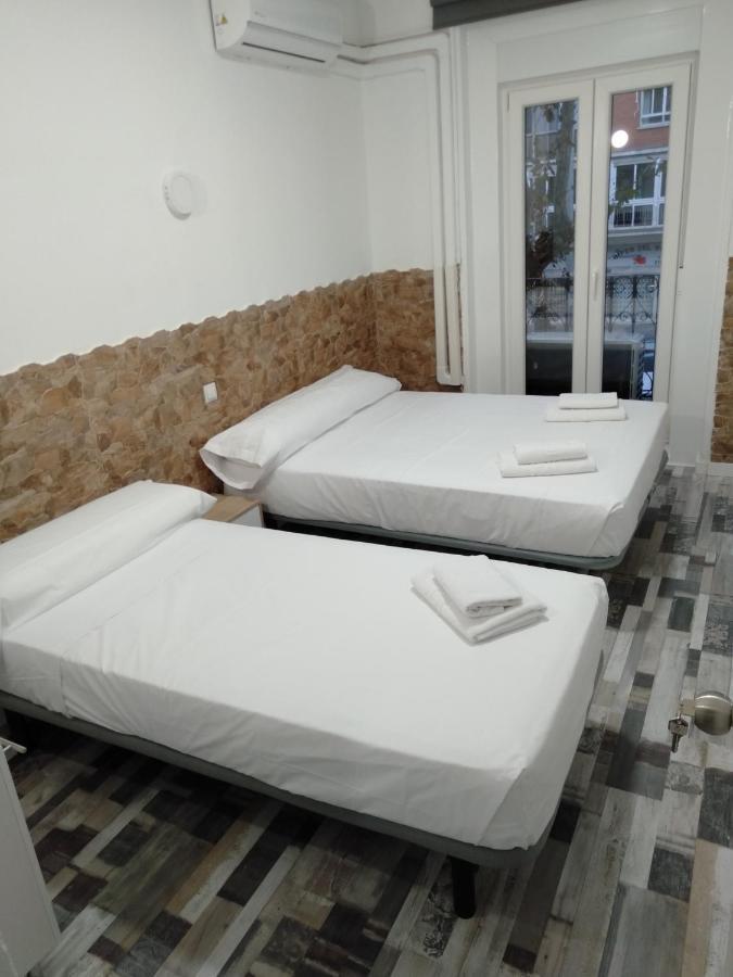 Hostal Noche Y Dia Мадрид Екстериор снимка